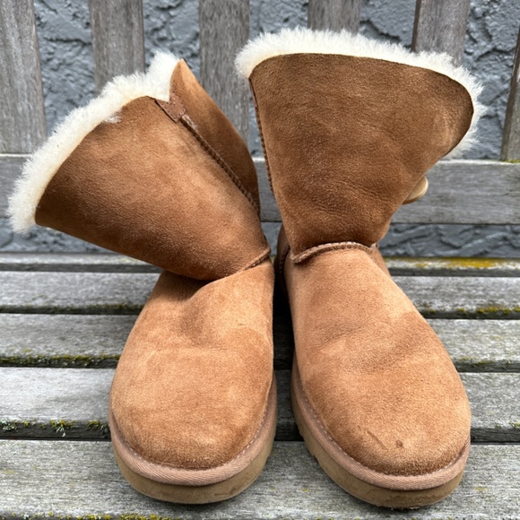 UGG Bailey Button Boots - Picture 2 of 9